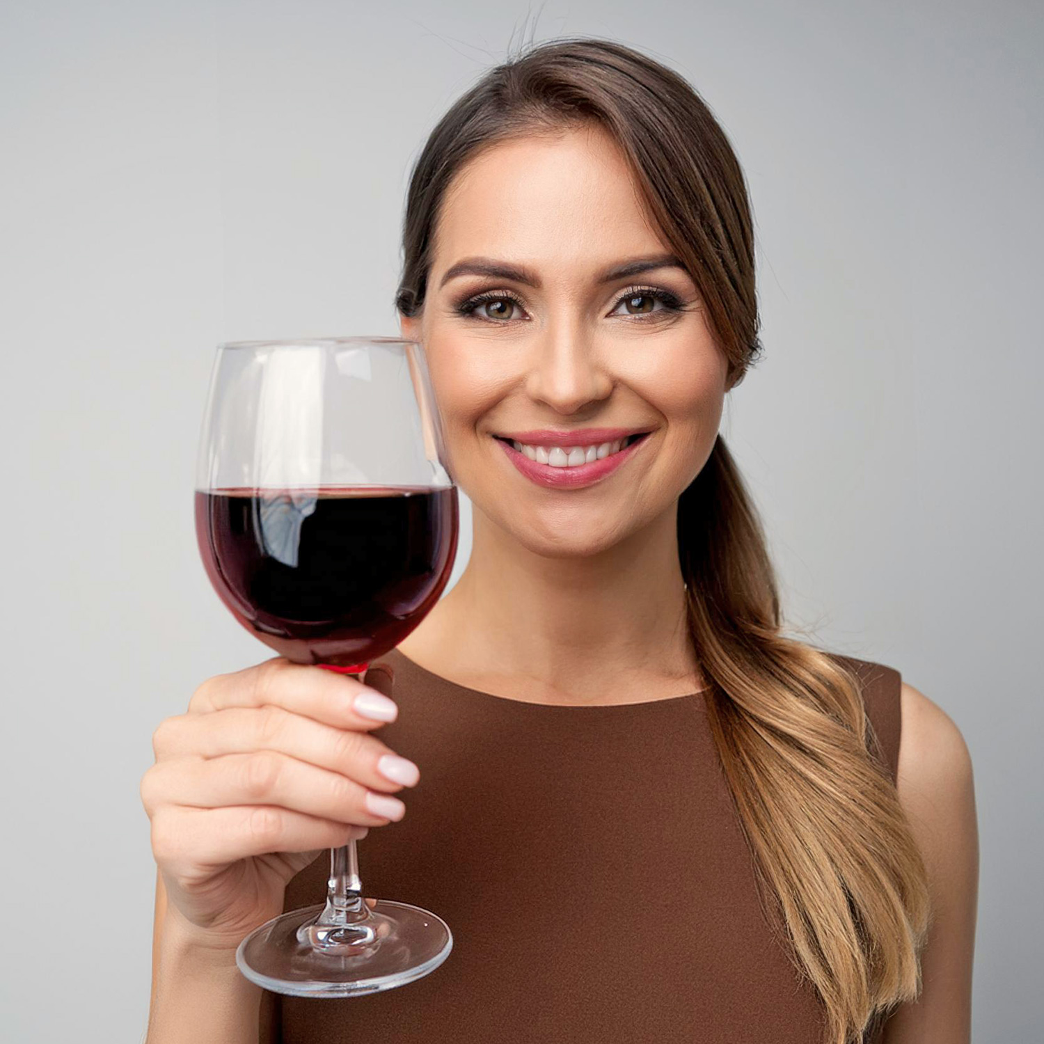 Genussvoller und köstlicher Rotwein Genussvoller und köstlicher Rotwein