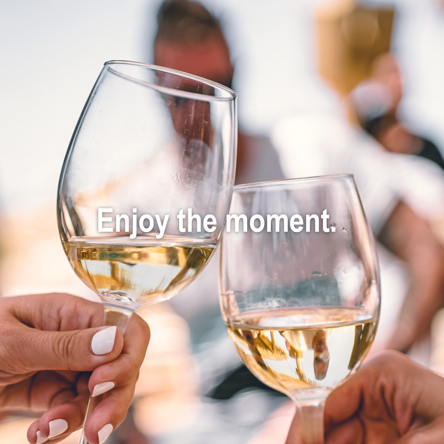 Genießen Sie diesen schmackhaften Weißwein Genießen Sie diesen schmackhaften Weißwein