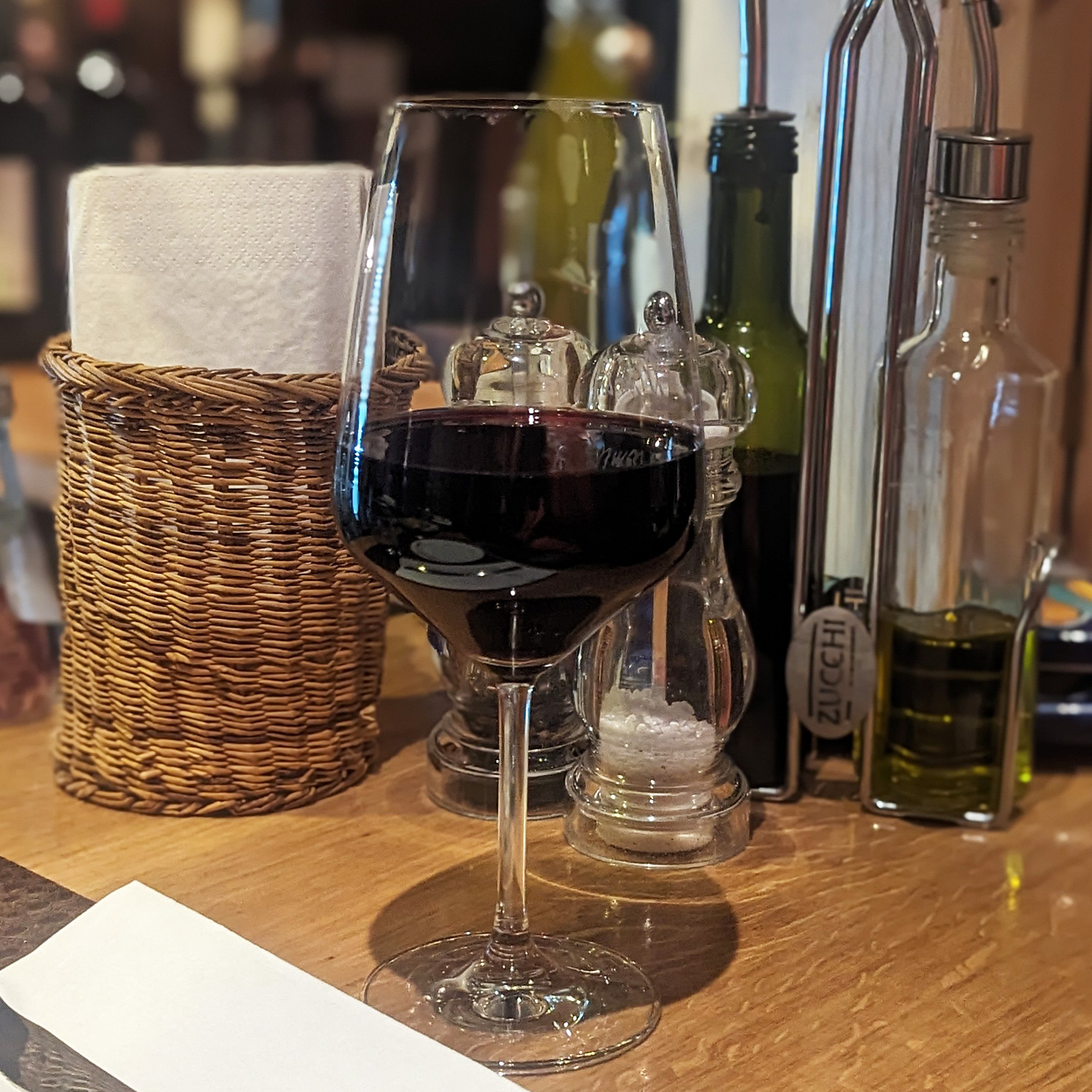 Ausgezeichnet köstlicher Rotwein Ausgezeichnet köstlicher Rotwein