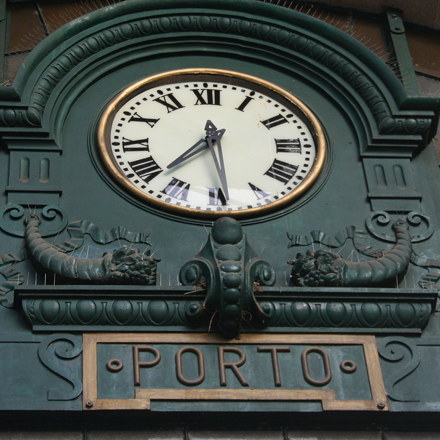 Enjoy the best moments Enjoy the best moments