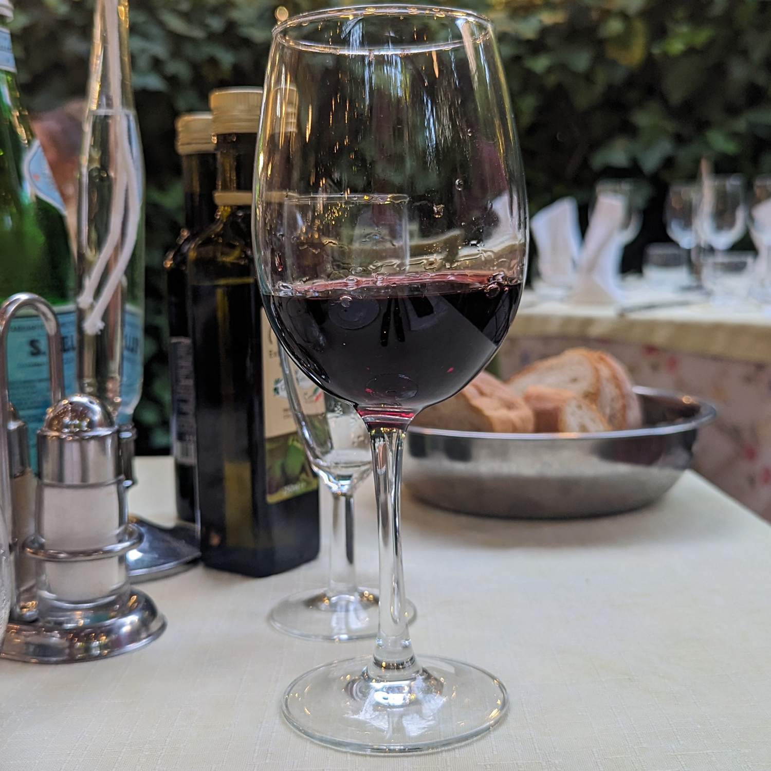 Ausgezeichnet köstlicher Rotwein Ausgezeichnet köstlicher Rotwein