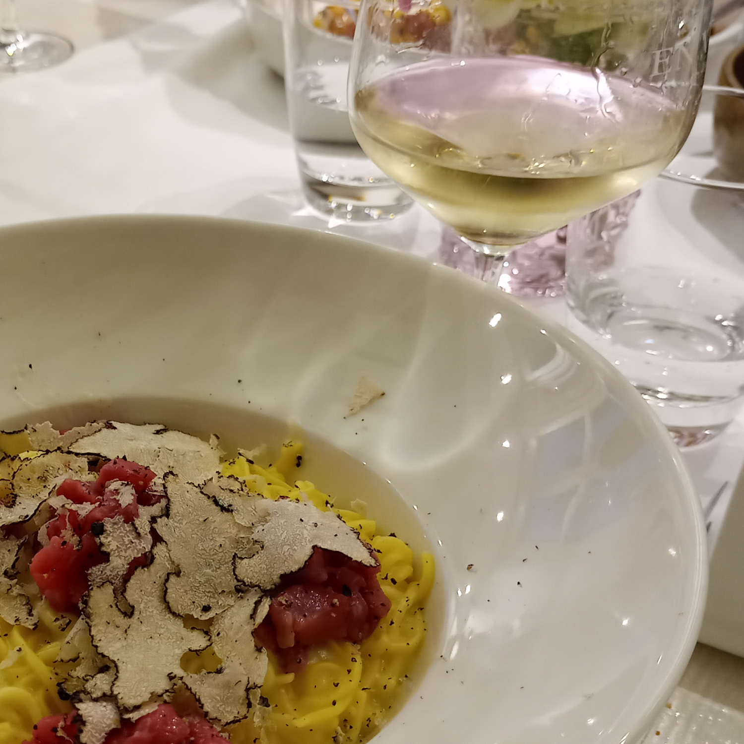 Passendes Essen zum köstlichen Wein Passendes Essen zum köstlichen Wein