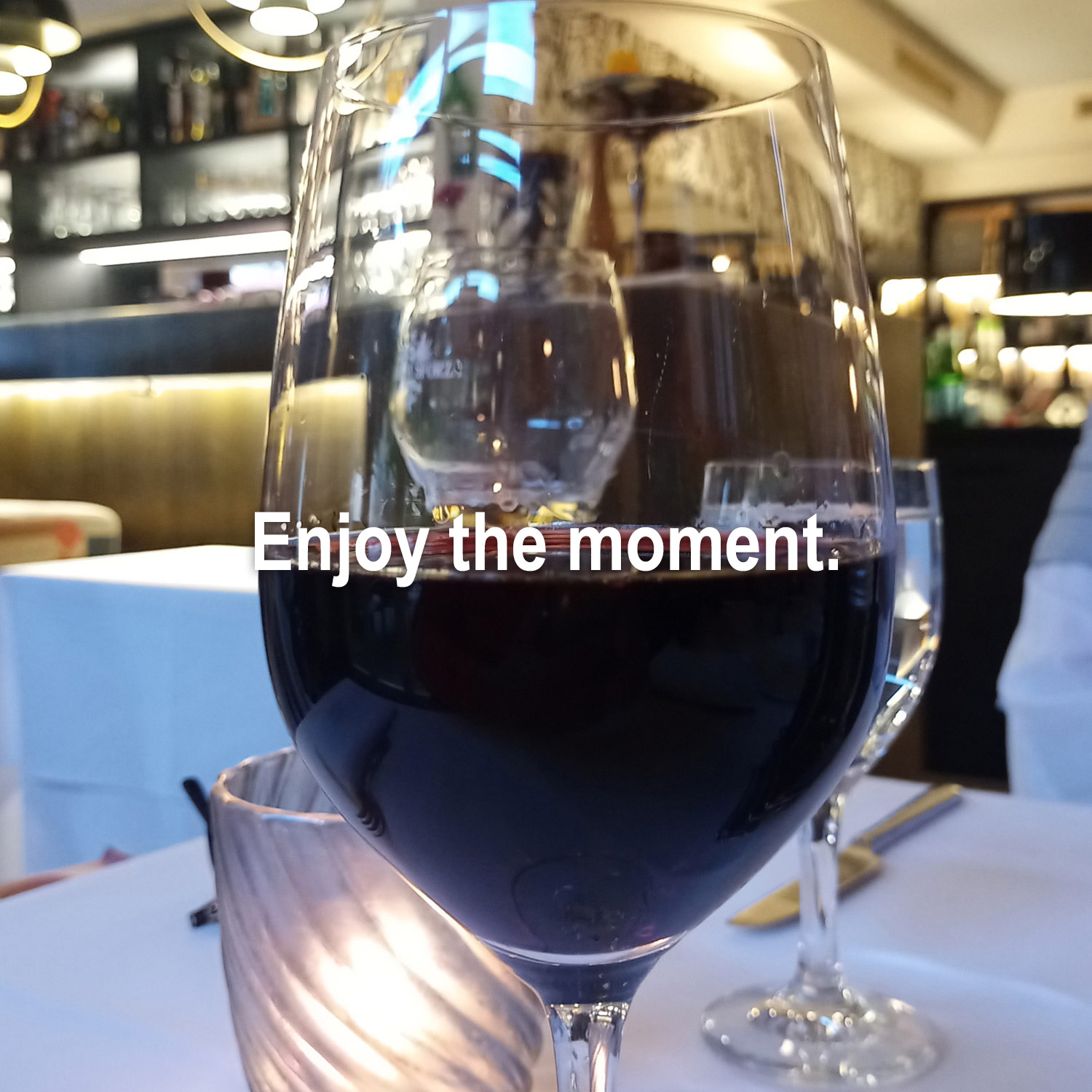 Ausgezeichnet köstlicher Rotwein Ausgezeichnet köstlicher Rotwein